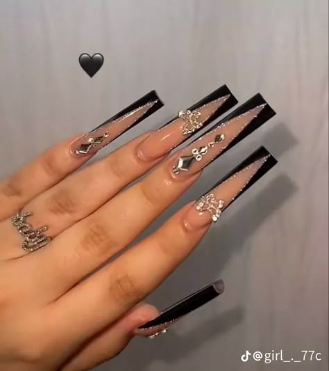 Xl Black French Tip Nails, Gothic Long Nails, Black Nail Designs Rhinestones, Xl Black Nails, Black Nail Sets Designs, Black And Rhinestone Nails, Black Long Nails Ideas, Black Xl Nails, Black Buchona Nails