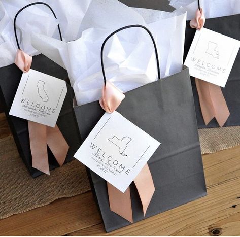 Wedding Guest Gift Bag, Personalized Wedding Favor Box, Guest Gift Bags, Destination Wedding Welcome Bag, 카드 디자인, Wedding Gift Bags, Wedding Welcome Bags, Wedding Tags, Wedding Gifts For Guests