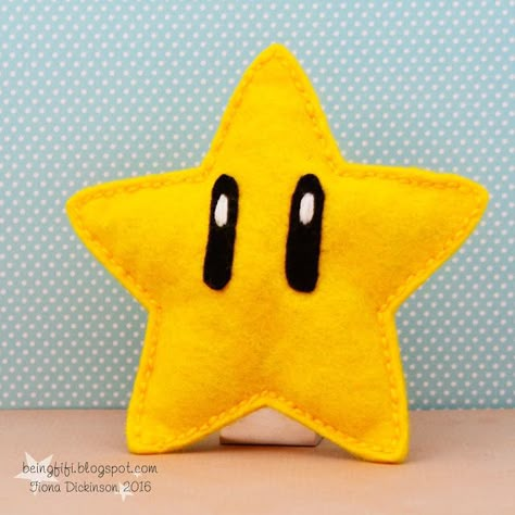 Kirby Felt Pattern, Super Mario Felt Pattern, Super Mario Sewing Projects, Kawaii Felt Plushies, Puffy Stars, Nintendo Crafts, Felt Lavender, Adventure Time Felt Dolls, Mario Und Luigi