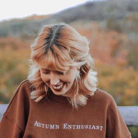 Darling Desi Autumn, Darling Desi, Long Shag, Long Shag Haircut, Fall Bucket List, Shag Haircut, Practical Magic, Style Inspiration Fall, Desi