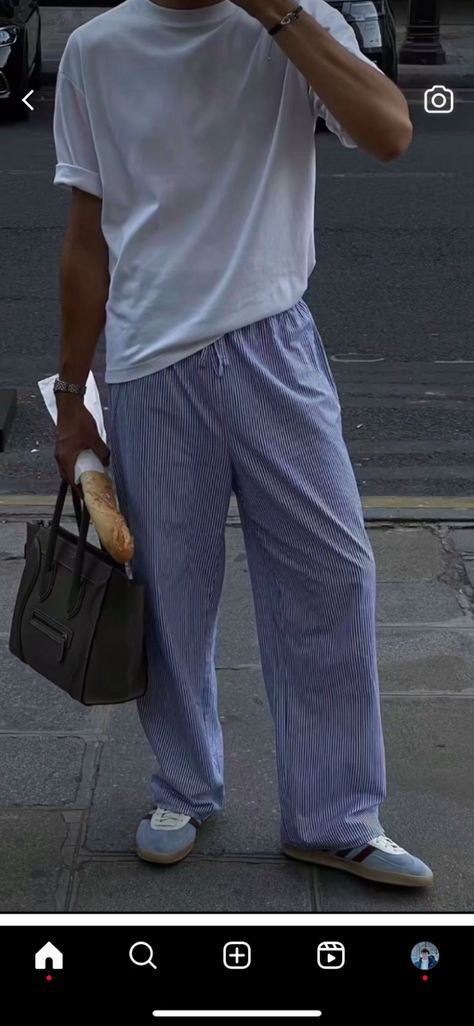 Pajama Pants Outfit, Aesthetic Male Outfits, Lazy Fashion, Mens Summer Pants, Money Clothing, Minimalist Fashion Men, Preppy Mens Fashion, Urban Style Outfits, Men Stylish Dress