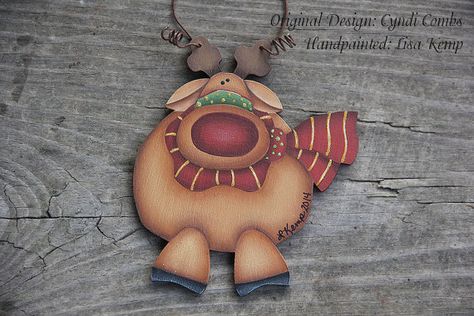 Check out this item in my Etsy shop https://www.etsy.com/listing/200685149/reindeer-with-scarf-ornament-cyndi-combs Family Christmas Decor, Painted Reindeer, Winter Wood Crafts, Felt Dog Ornament, Wood Reindeer, Painted Crafts, Handpainted Christmas Ornaments, Reindeer Craft, Grinch Christmas Decorations