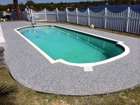 Graniflex pool Deck Concrete Patio Resurfacing, Deck Resurfacing, Pool Makeover, Inground Pool Landscaping, Pool Paint, Concrete Deck, Backyard Getaway, Decoration Beton, Concrete Resurfacing