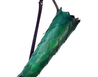 Dragonscale Quiver - Traditional and Fantasy Archery Quiver - #DK3106 Archery Quiver, Leather Quiver, Medieval Collectibles, Arrow Quiver, Traditional Bow, Got Dragons, Traditional Archery, Cosplay Accessories, Medieval Clothing