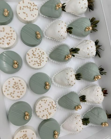 Sage Green Cakesicles, Sage Green Chocolate Covered Strawberries, Sage Green Strawberries, Sage Green Treats, Pearl Strawberries, Green Chocolate Covered Strawberries, Chocolate Covered Treats Ideas, Wedding Oreos, Dozen Chocolate Covered Strawberries