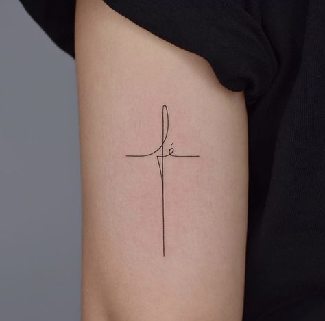 Tricep Tattoos, Tato Salib, Tattoos Infinity, Cross Tattoos For Women, Tattoos Geometric, Tato Lengan, Delicate Tattoo, Classy Tattoos, Discreet Tattoos