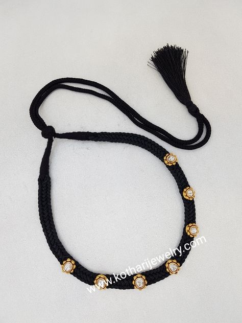 Black Dori Necklace Gold, Black Thread Gold Jewellery, Thread Necklace Gold, Black Thread Jewellery Indian, Black Thread Necklace, Kanthi Mala, Ruby Jewelry Necklaces, Diamond Gold Earrings, Mangal Sutra