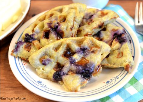 The Cozy Cook, Cozy Cook, Blueberry Waffles, Healthy Breakfast Recipes Easy, Banana Blueberry, Paleo Breakfast, Pancakes And Waffles, Ww Recipes, 3 Ingredient