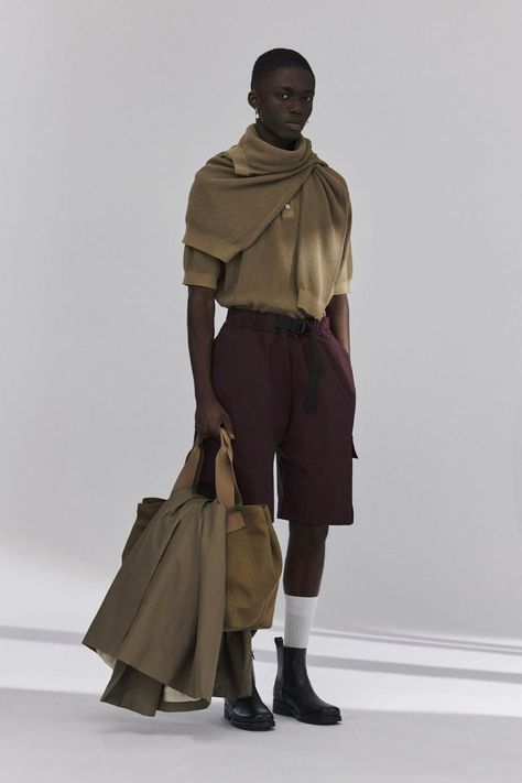 Studio Nicholson Spring/Summer 2022 Collection, Lookbook Modular Wardrobes, Ivy League Style, Studio Nicholson, Male Fashion Trends, Chore Coat, Classic Coats, Cropped Trousers, Donna Karan, Simple Dresses