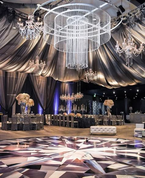 Function Hall Interior Design, Luxury Weddings Reception, Dream Wedding Reception, Luxury Wedding Decor, Extravagant Wedding, Wedding Mandap, Venue Decorations, Wedding Venue Decorations, Luxury Wedding Venues