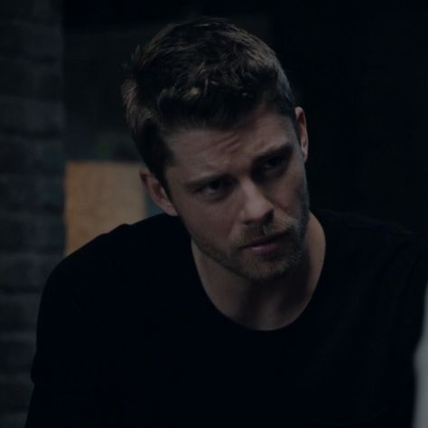 Lincoln Campbell, Luke Mitchell, Shield Icon, Marvel Agents Of Shield, Marvel Icons, Monster Characters, Casting Pics, Chicago Med, Ben Barnes