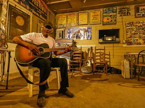 The oldest active juke joint in the state sustains a niche school of blues guitar. Lead Belly, Cypress Grove, Aging Backwards, Juke Joints, Robert Johnson, Delta Blues, Blues Musicians, Muddy Waters, Blues Guitar