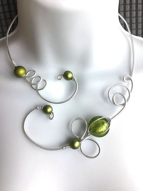 Green Necklaces, Wire Necklaces, Collar Necklaces, Funky Necklace, Pretty Necklace, Stylish Necklace, Wire Necklace, Iron Wire, Necklace Design