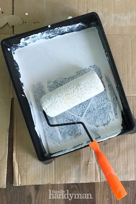 How to Clean Paint Rollers and Tray Cleaning Paint Rollers, Exterior Wall Paint, Paint Brushes And Rollers, Paint Rollers, House Maintenance, Pvc Paint, Painting Stuff, Painted Trays, Paint Tray