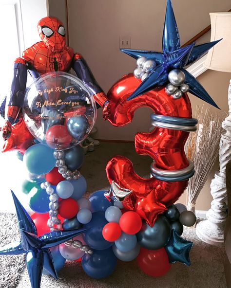 Superhero Birthday Party Decorations, Spiderman Balloon, Spiderman Theme Party, Flowers Happy Birthday, 4de Verjaardag, Man Bouquet, Superhero Shows, Picnic Birthday Party, Spiderman Birthday Party