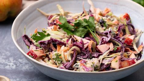 Purple Coleslaw, Today Recipes, Simple Sides, Blue Cheese Recipes, Cheese Rice, Apple Slaw, Brisket Sandwich, Tropical Food, Summer Cookout