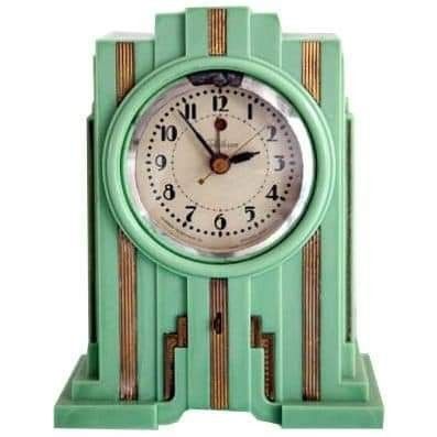 Amazing Pottery, Art Deco Skyscraper, American Art Deco, Art Deco Clock, Estilo Shabby Chic, Streamline Moderne, Art Deco 1920s, Deco Decor, Deco Retro