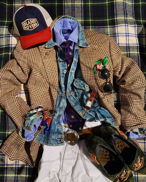 John Wrazej on Instagram: “Vintage 1937 Lee Type 1 Storm Rider Denim Jkt. Polo Ralph Lauren Glen Plaid silk/cotton tweed with throat latch and bellows pockets.…” Ralph Lauren Vintage Ads, Vintage Ralph Lauren Aesthetic, Vintage Ralph Lauren Ads, Polo Ralph Lauren Outfits, Ralph Lauren Preppy, Dapper Mens Fashion, Channel Branding, Preppy Mens Fashion, Ralph Lauren Vintage