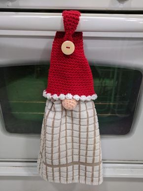 Gnome Towel Topper, Aesthetic Crochet Patterns, Crochet Towel Topper, Crochet Patterns Ideas, Crochet Gnome, Free Pattern Crochet, Gnome Pattern, Free Aesthetic, Crochet Towel