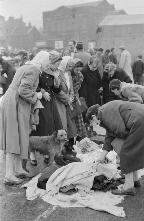 Liverpool Pictures, Early Beatles, Liverpool Images, Liverpool Life, Liverpool Town, Uk Cities, Liverpool Docks, Liverpool History, Liverpool Uk