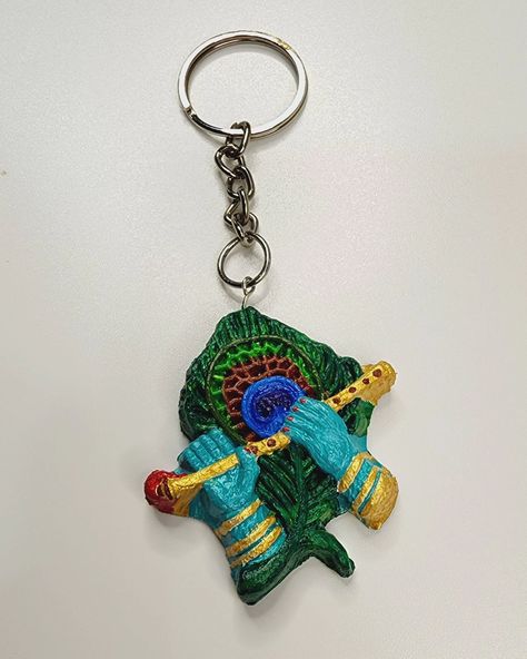 Add a touch of tradition to your keys with our exquisite Mor Pankh Krishna and Kathakali keychains! 🦚✨ Perfect blend of elegance and heritage. Ready to Use DM to order #Maipotli #TraditionOnTheGo #KeychainStyle #MorPankh #KrishnaLove #Kathakali #HandcraftedBeauty #CulturalCharm #handmade #artisanalgifts Craft Home Decor, Instagram Add, Craft Home, Artisan Gift, Krishna Love, Handmade Art, Chain Styles, Krishna, Keychains