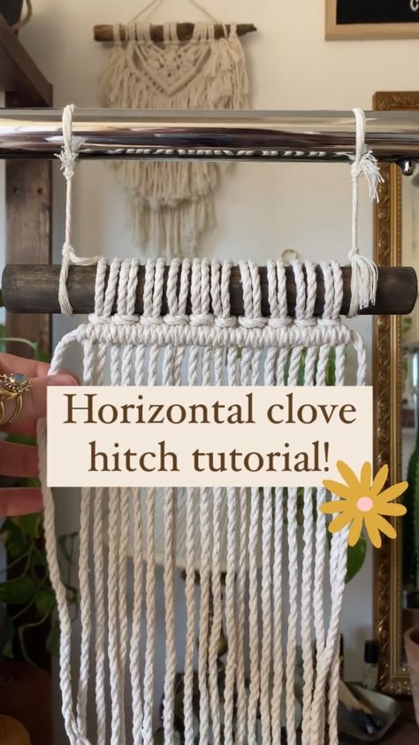 tangleddreamsco on Instagram: horizontal clove hitch! 🙌🏼 I love using this to break up a few rows of simple knots- I feel like it adds so much, especially if you’re… Macrame Clove Hitch Knot, Clove Hitch Knot, Hitch Knot, Macrame Shelf, Half Hitch Knot, Knots Tutorial, Macrame Knot, Macrame Patterns Tutorials, Macrame Wall Art