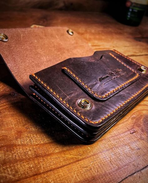 Brando (minimalist edition). In Nut Brown Horween Dublin. 3 full length bill pouches 3 card sleeves Yeah, it’s complicated. #Leather #leatherwork #customleather #customleatherwork #leathergoods Custom Leather Work, Card Sleeves, Leather Crafts, Custom Leather, Leather Working, Leather Craft, Dublin, Full Length, Pouch