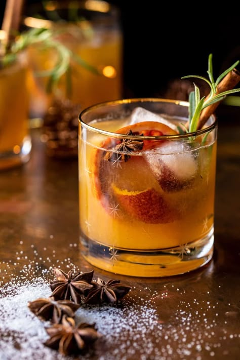 Spiced Honey Bourbon Old Fashioned | halfbakedharvest.com Bourbon Old Fashioned, Spiced Honey, Honey Bourbon, Bourbon Cocktails, Boozy Drinks, Fall Cocktails, Cocktail Drinks Recipes, Half Baked Harvest, Old Fashioned Cocktail