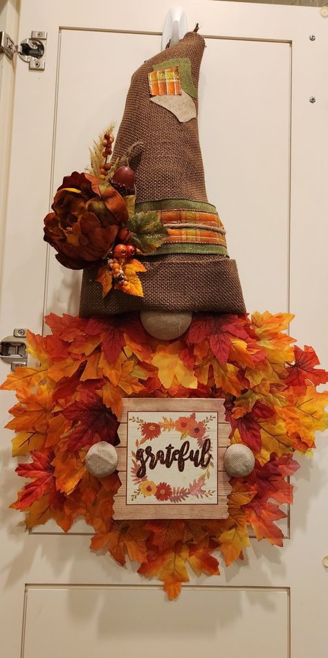 DT tinsel witch (Boo) hat wrapped in Burlap. Ribbon, nose, hands, sign and leaves from DT. Flower from Hobby Lobby. Gnome Fall Wreath, Pumpkin Gnomes Diy, Fall Gnomes Diy How To Make, Diy Fall Gnomes, Gnome Wreath Diy, Fall Gnomes Diy, Diy Fall Gnome, Fall Crafts 2023, Fall Gnome Wreath