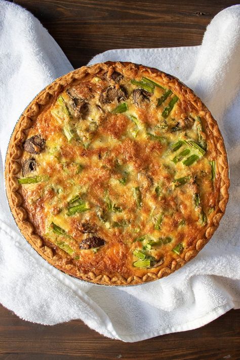 French Quiche, Recipe With Asparagus, Bridal Shower Brunch Menu, Basic Quiche Recipe, Asparagus Quiche Recipes, Easy Quiche Recipe, Vegetarian Quiche Recipes, Asparagus Mushroom, Recipe Asparagus