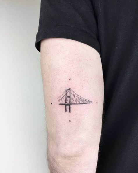 Discrete Tattoo, Cali Tattoo, Bridge Tattoo, Beautiful Tattoo Designs, Sketch Tattoo Design, Beautiful Tattoo, Cool Small Tattoos, Small Tattoo Designs, Tattoo Trends