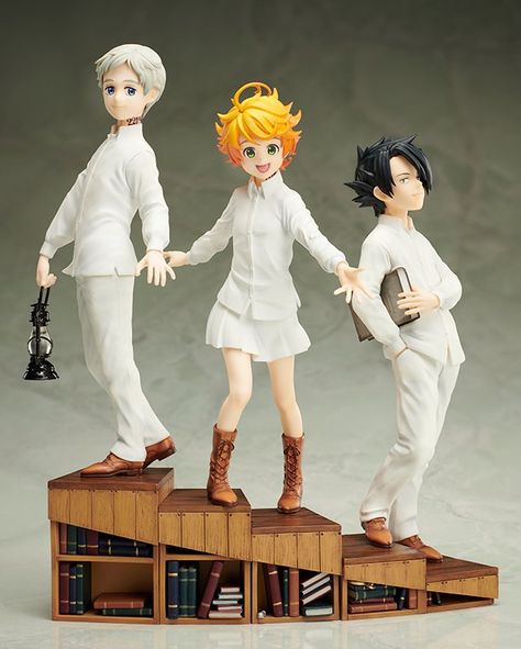 Figurines Anime, Action Figures Anime, Anime Figurine, The Promised Neverland, Dark And Twisted, Anime Room, Anime Accessories, Anime Figurines, Promised Neverland