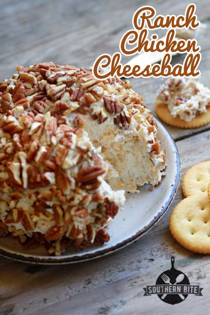 Ranch Chicken Cheeseball - Yummy and full of ranch flavor! It's one of my MOST requested recipes. Chicken Cheeseball, Pineapple Cheeseball, Pineapple Cheese Ball, Pineapple Cheese, Snack Dip, Cheese Ball Recipes, Green Peppers, Cheese Balls, Green Pepper