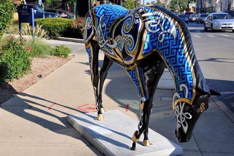 Celtic Design Horse Downtown Music, Celtic Horse, Designs To Paint, Painted Horse, Horse Clipping, Painted Horses, Painted Ponies, Celtic Heart, Animal Shapes