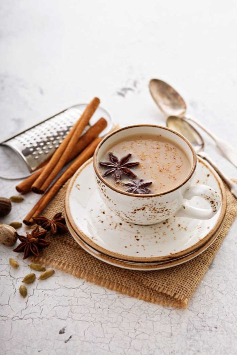 Chai Latte Starbucks, Chai Latte Recipe, Homemade Chai, Latte Starbucks, Spiced Tea, Masala Tea, Chai Recipe, Masala Chai, Grocery Coupons