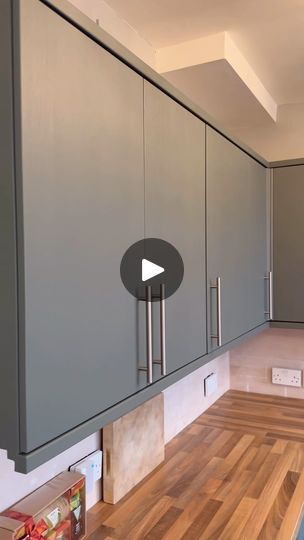 985K views · 6.9K reactions | KITCHEN VINYL WRAP 🧃

#kitchenwrap #kitchenwrapping #homedecor #kitchendesign #smallbusiness | FLOWRAP | bensonboone · Original audio Vinyl Wrap Kitchen, Kitchen Vinyl, 2024 Kitchen, Green Kitchen, Paper Roll, Vinyl Wrap, Kitchen Decor, Kitchen Dining, Home Diy