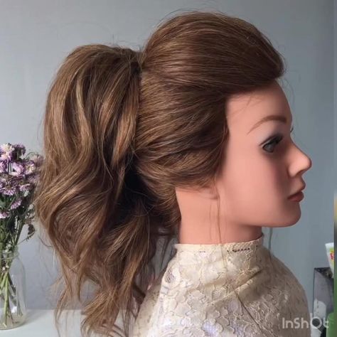 ALEXANDRA WILSON on Instagram: “POPPIN’ Pony 💁‍♀️ I love ponytails but sometimes find it hard to get that nice volume that clients want in their pony, adding a topsy-tail…” Topsy Tail, Hard To Get, Find It, I Love, Long Hair Styles, Hair Styles, Hair, On Instagram, Beauty