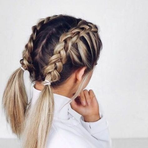 25 Really Beautiful French Braids Hairstyle Ideas | ThriveNaija Braids Simple, Short Updo, Girls School Hairstyles, Gorgeous Braids, French Braids, Cute Simple Hairstyles, French Braid Hairstyles, Tumblr Hair, Hair Braiding