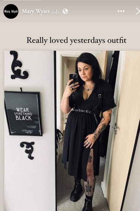 Edgy Outfits Plus Size, Goth Outfits Plus Size, Plus Size Alternative Outfits, Rockstar Dress, Charity Shopping, Alternative Fashion Plus Size, Urban Witch, Gothic Inspiration, Fashion Thrift