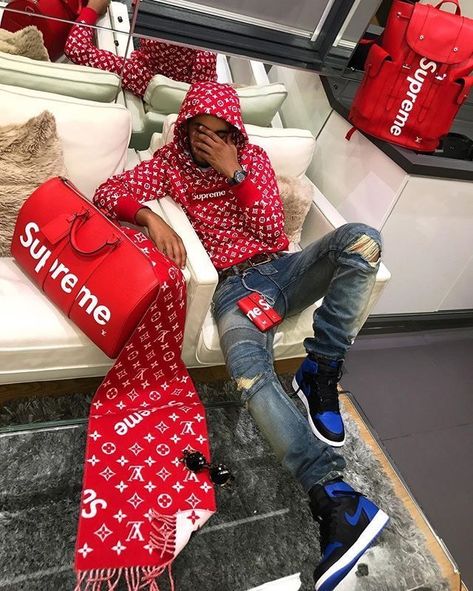 pintrest//babylaaa🍒 Supreme Outfit, Moda Dope, Palace Streetwear, Hypebeast Outfits, Hypebeast Outfit, Supreme Hypebeast, Supreme Clothing, Hypebeast Clothing, Supreme Streetwear