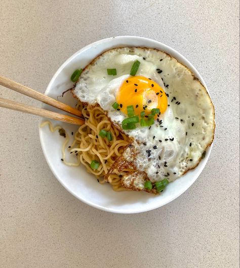 Noodles With Fried Egg, Ramen Fried Egg, Ramen With Fried Egg, Fried Egg, Noodles, Ramen, Snacks, Ethnic Recipes