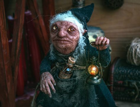 ArtStation - Babushka the Hobgoblin Dnd Rakshasa Art, Hobgoblin Wizard, Buckwheat Flower Goblin, Moonshae Isles, D&d Hobgoblin, Goblin Culture, Odd Jobs, Practical Jokes, Old Woman