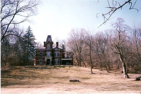 Newkirk Mansion Connersville Indiana Mid 90s | by RegulusAlpha Regional Gothic, Connersville Indiana, Comfy Vibes, Fayette County, Mid 90s, American Gothic, Dream Homes, Favorite City, Abandoned Places