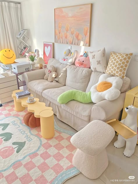 Aesthetic Pastel Living Room, Cosy Bedroom Decor, Korean Houses, Funky Rooms, Pastel Rooms, Pastel Apartment, Grey Carpet Living Room, Soft Living Room, Cozy Core