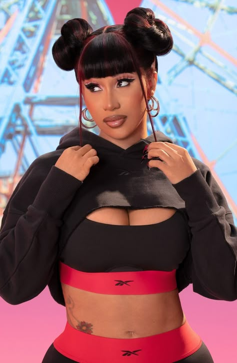 Pictures Of Cardi B, Cardi B Pics, Cardi B Photos, Female Rappers, Cardi B, Celebrity Hairstyles, Nicki Minaj, Cropped Hoodie, Nike Sportswear