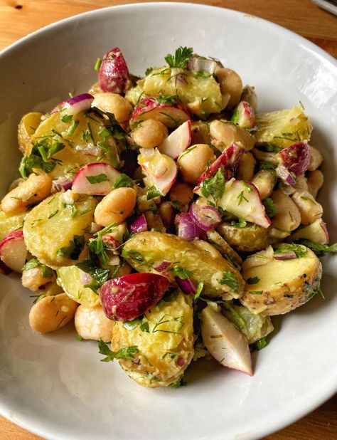 Potato Butter Bean Salad - Tasty Simply Vegan Butter Bean Salad, Best Vegan Salads, Gluten Free Recipes Side Dishes, Potato Salad Mustard, Vegan Potato Salads, Vegan Salads, Bean Salad Recipes, Meatless Mondays, Butter Beans