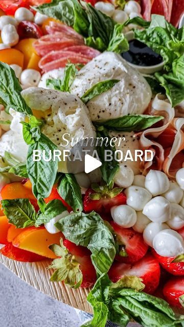 1,349 likes, 68 comments - boardsbycourtney on May 30, 2022: "🎀 SAVE 🎀 for the ultimate summer inspo 🌞 Burrata is the cheese of the summer 😍🌞 IYKYK 🤤 SHARE with a burrata lover �...". Summer Burrata Board, Burrata Bar, Burrata Platter, Burrata Board, Burrata Mozzarella, Summer Charcuterie, Praline Pecans, Summer Appetizers, Food Boards