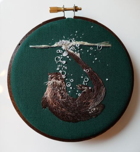 Pictures Of Water, Bee Embroidery, Water Animals, Embroidery Works, Thread Painting, Cute Embroidery, 자수 디자인, Sewing Embroidery Designs, Hand Embroidery Art