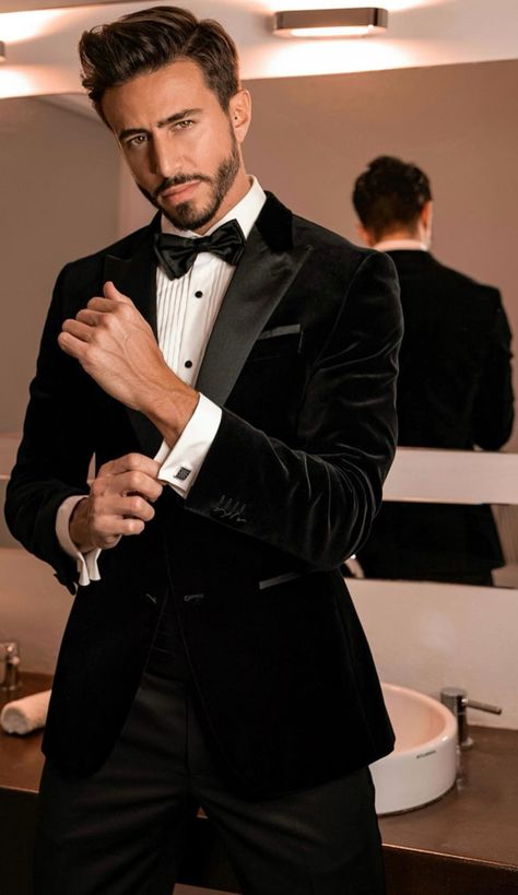 Wedding Suits Men Black, Groom Dress Men, Mens Photoshoot Poses, Wedding Outfit Men, Men Photography, Mens Formal Wear, Dapper Men, Fashion Suits For Men, Men Formal