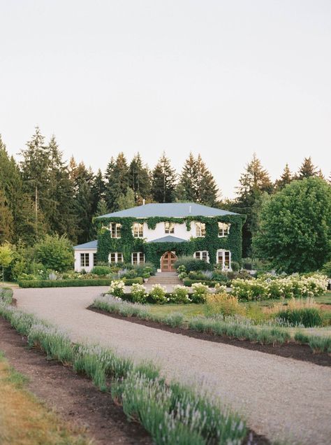 A PICTURESQUE SUMMER VINEYARD EDITORIAL INSPIRED BY MONET Inspired by Monet’s French impressionist paintings and the estate MONET VINEYARDS, this painterly editorial photographed by LAUREN LEE PHOTOGRAPHY brings romance and brush strokes to life. Situated in the foothills of the Cascade Mountains in Washington this private venue is romance personified with the main building dripping in ivy and stunning grounds. Lowcountry Landscaping, Monet Vineyards, Monet Wedding, Monet Inspired, Sweet Love Story, Dream Venue, Washington Wedding, European Wedding, Cascade Mountains